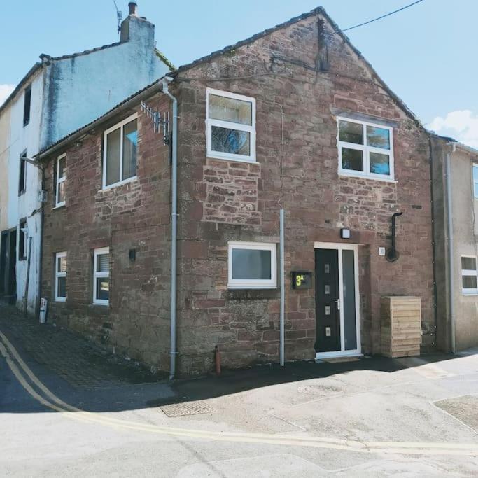 Milo'S Place Is A Home From Home Egremont  エクステリア 写真